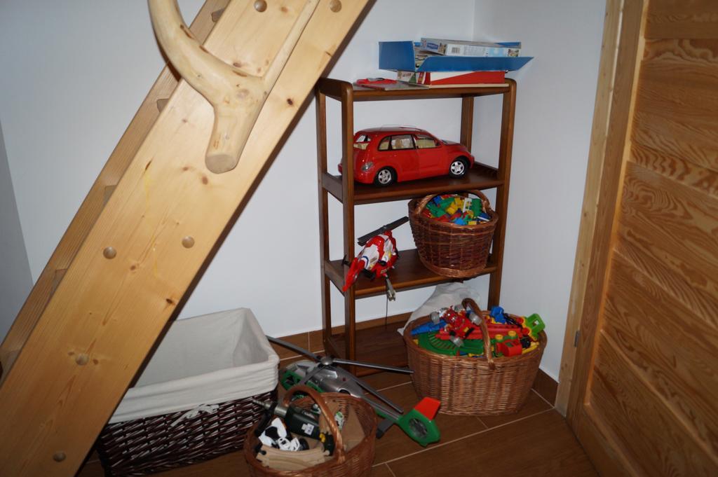 Apartamenty I Pokoje Rodzinne Czarna Góra エクステリア 写真