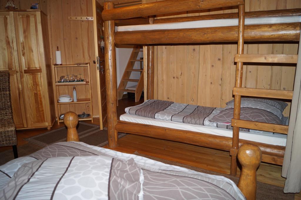 Apartamenty I Pokoje Rodzinne Czarna Góra エクステリア 写真